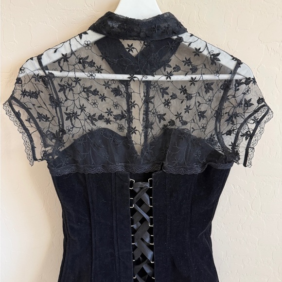 Tripp NYC 90s Y2K Black Lace Collared Corset Top Medium - Picture 11 of 16